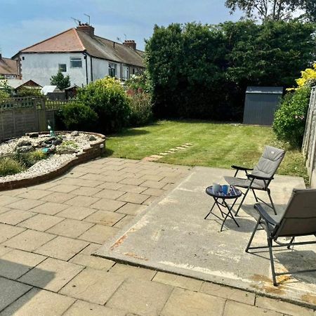 Betty'S Bungalow Lancing Exteriör bild